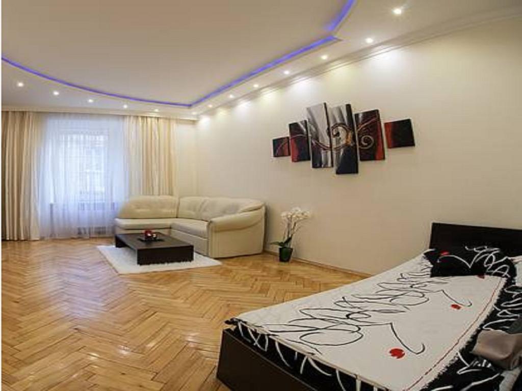 Apartment in Lviv on Serbska street Rum bild